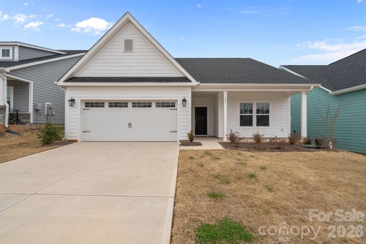 157 Montgomery Place active home in Tillery Tradition, Mount Gilead, NC