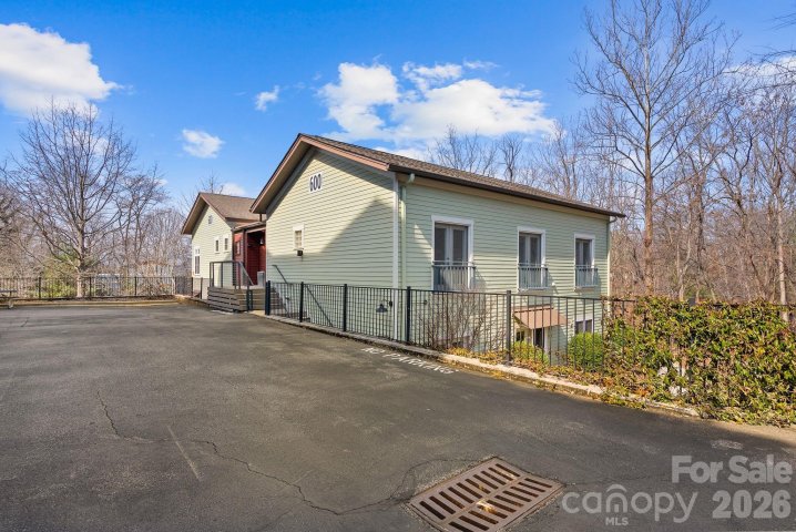 Homes in Skyloft Condos, Asheville