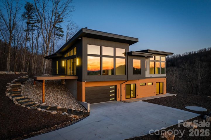 A home in Grandview Peaks, Nebo