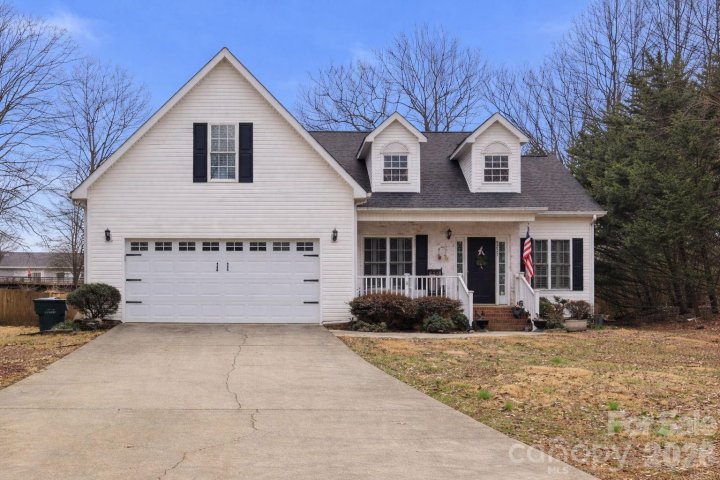 Homes in Plaza Ridge, Hickory