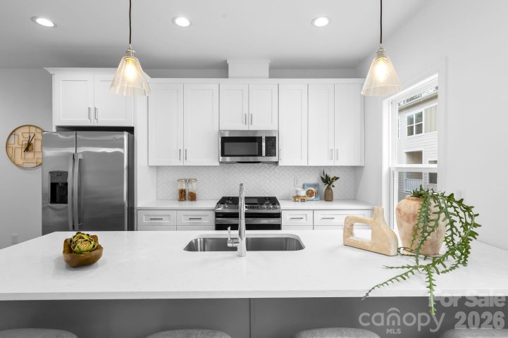 3920 Hager Drive sold home in Westerly Hills, Charlotte, NC