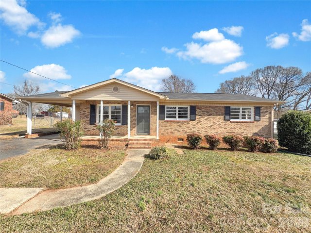 138 Victoria Drive sold home in Iredell Heights, Statesville, NC