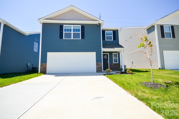 105 Lauren Lane pending home in Providence Walk, Hendersonville, NC