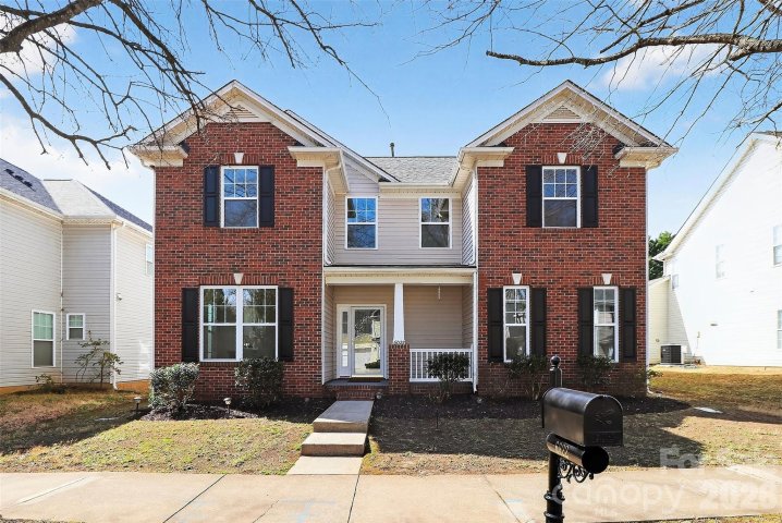 6022 Colonial Garden Drive sold home in Carrington Ridge, Huntersville, NC