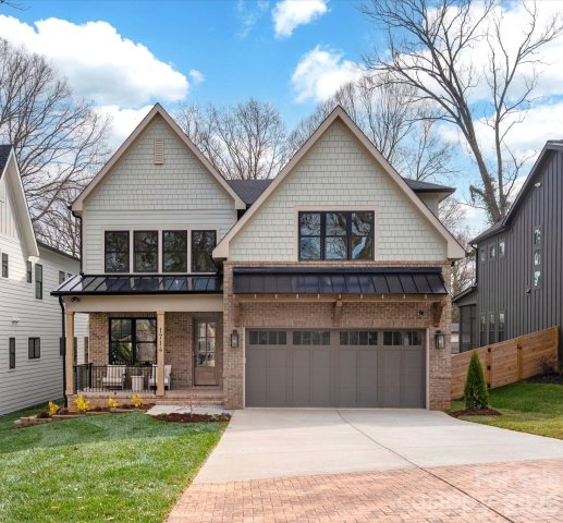 1714 Seifert Circle pending home in Oakhurst, Charlotte, NC