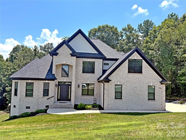 754 River Bend Drive active home in River Bend, Granite Falls, NC