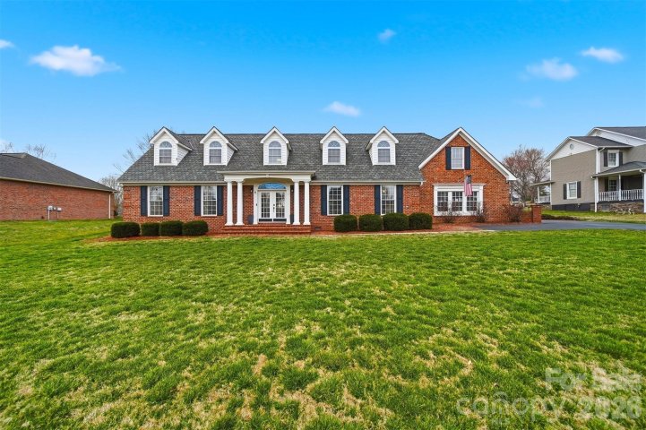 8 Morningside Drive sold home in Granada Farms, Granite Falls, NC