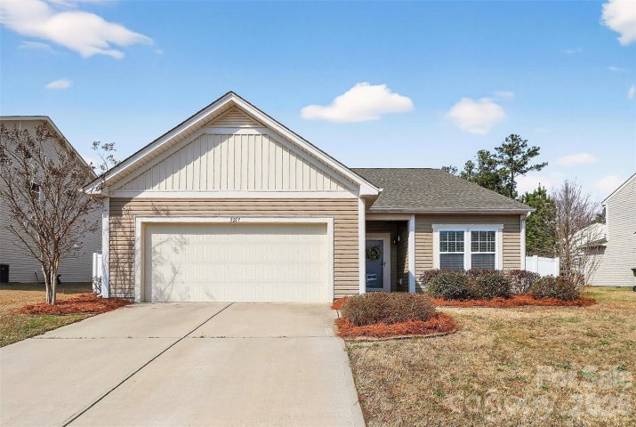 3217 Thorpe Lane sold home in Oaks At Clover, Clover, SC