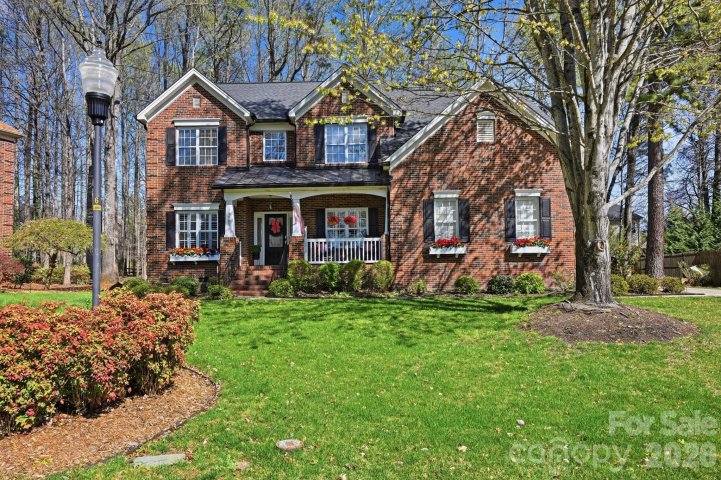 14905 Long Bow Lane sold home in Stephens Grove, Huntersville, NC