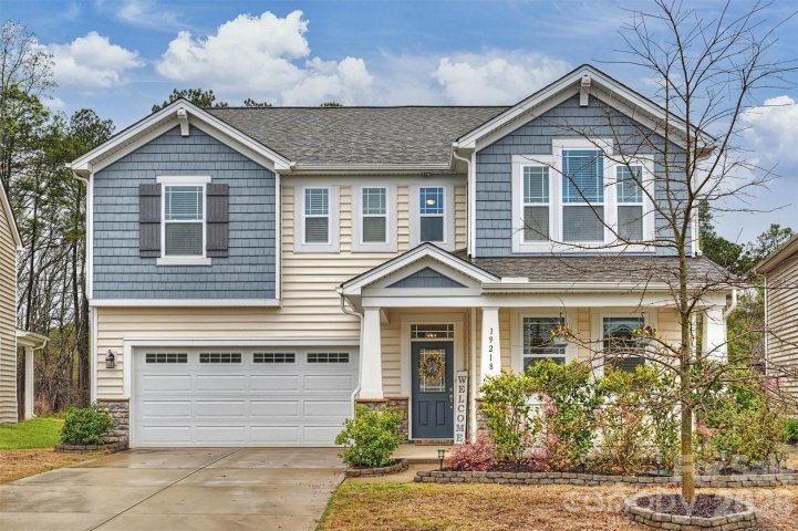19218 Hawk Haven Lane sold home in Ridgewater, Charlotte, NC