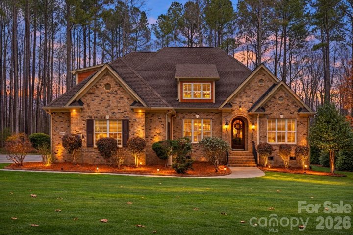 7404 Bay Cove Court sold home in Pebble Bay, Denver, NC