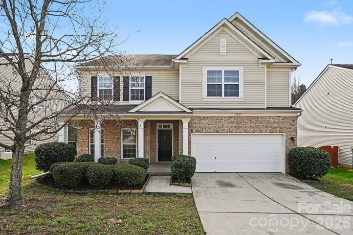 10525 Dominion Village Drive active home in Highland Creek, Charlotte, NC