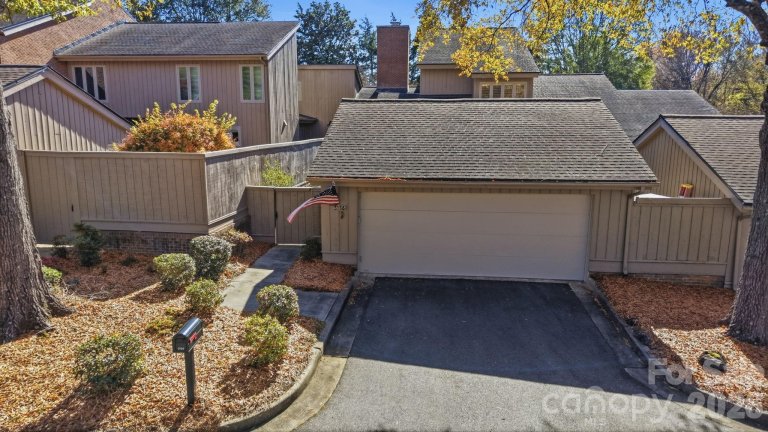 5136 Dunes Court sold home in Carmel South, Charlotte, NC