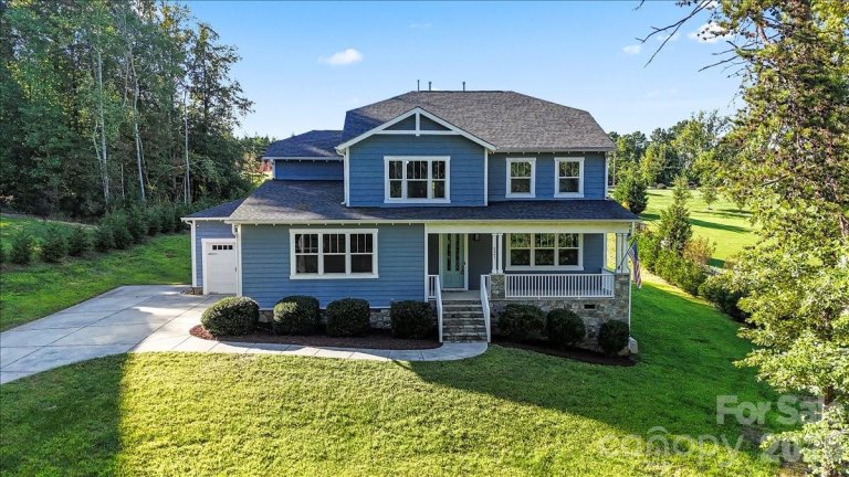 Homes in Fox Chase, Denver