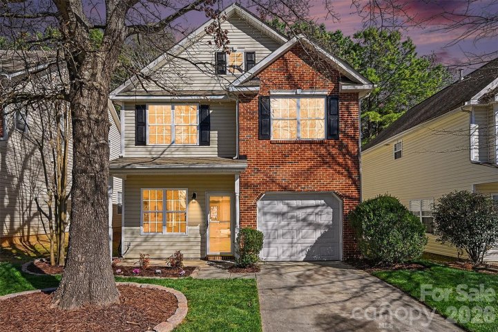 Homes in Oakbrooke, Charlotte