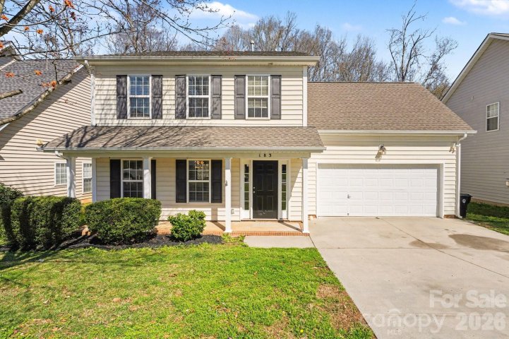 183 Everett Park Drive pending home in Tall Oaks, Mooresville, NC