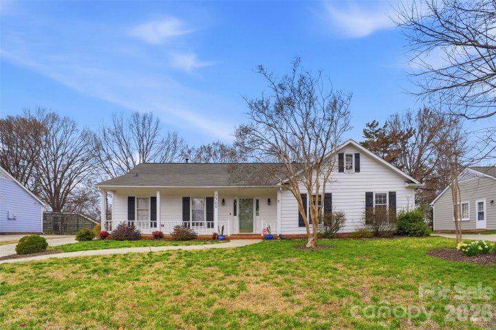 2700 Lytham Drive sold home in Brandon Forest, Charlotte, NC