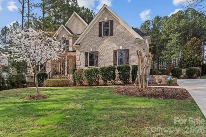170 Kenway Loop active home in Woodleaf, Mooresville, NC