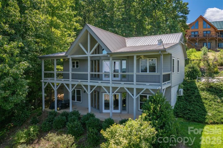 2262 Grandview Peaks Drive active home in Grandview Peaks, Nebo, NC