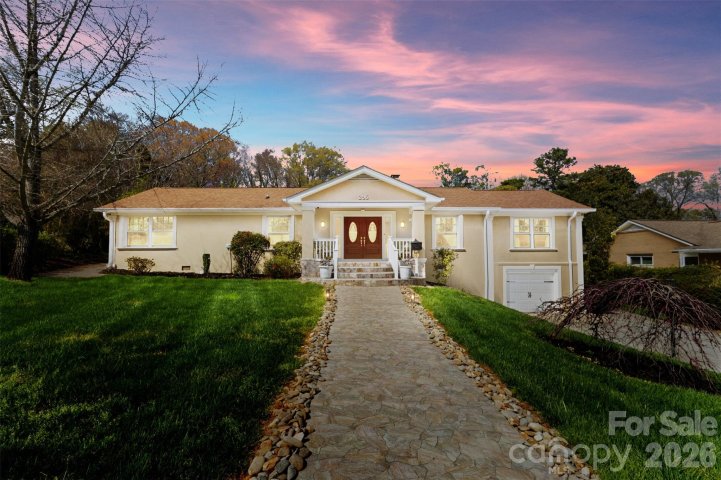 265 Anthony Circle active home in Cotswold, Charlotte, NC