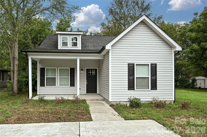 624 Harrison Street active home in Sunset Park, Rock Hill, SC