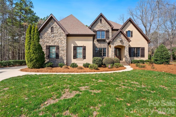 4113 Piaffe Avenue pending home in Cheval, Mint Hill, NC