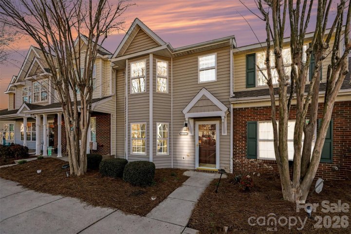 2515 Brackley Place active home in Oxford Commons, Concord, NC