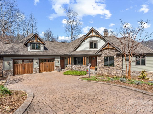 276 Stone Valley Way active home in Oleta Falls, Hendersonville, NC