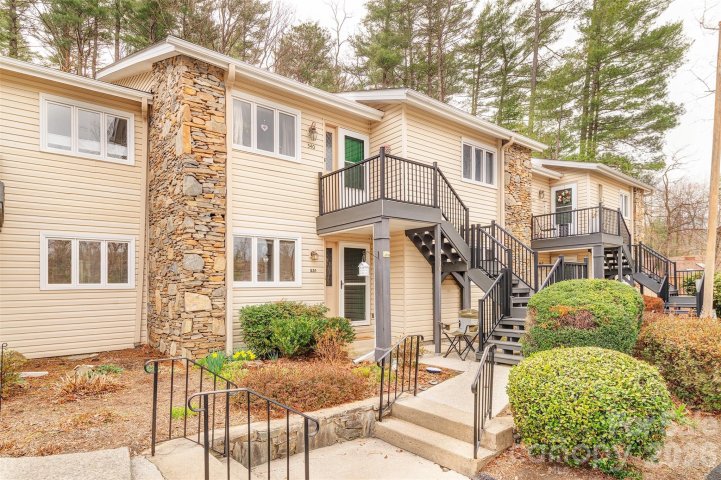 540 Britton Creek Drive sold home in Britton Creek, Hendersonville, NC
