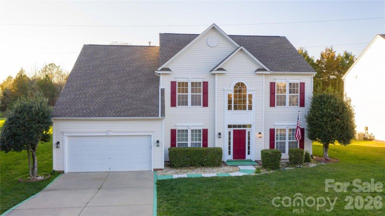3003 Rosewater Lane active home in Brandon Oaks, Indian Trail, NC