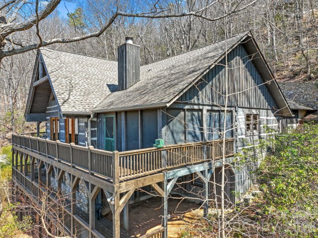 65 Sugar Maple Drive active home in High Vista, Mills River, NC