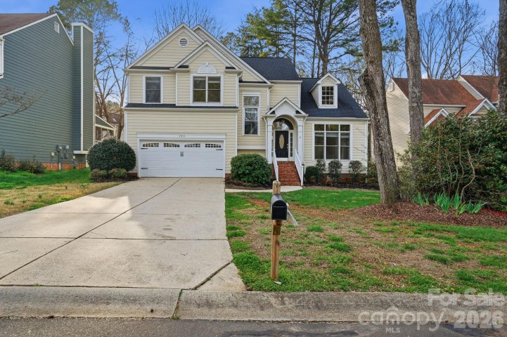 4915 Benthaven Lane pending home in Cheshunt, Charlotte, NC