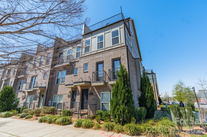 3838 Sky Haven Drive pending home in South Village, Charlotte, NC