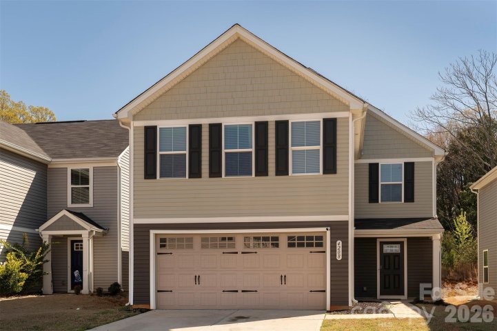 4208 Bowline Drive pending home in Dillon Lakes, Charlotte, NC