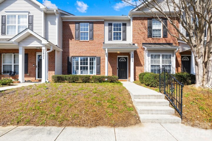 Homes in Summerfield, Matthews