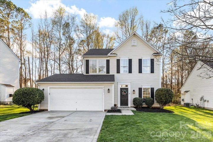 9627 Brookmere Lane sold home in Brookmere, Charlotte, NC