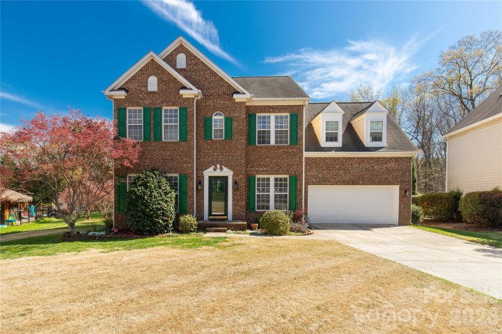 623 Cheval Drive sold home in Knightsbridge, Fort Mill, SC
