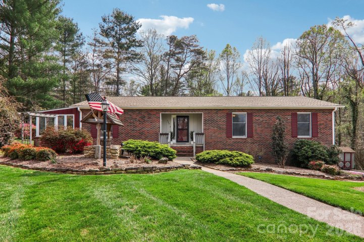 544 Bluebird Ridge sold home in Woodland Hills, Asheville, NC