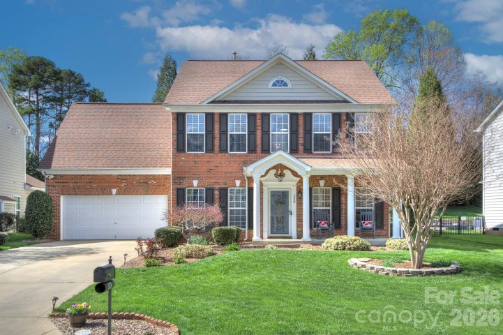 528 Saint George Road sold home in Knightsbridge, Fort Mill, SC