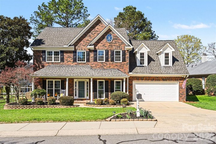 586 Gatsby Place sold home in Gable Oaks, Concord, NC