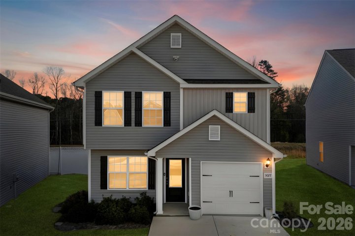 3027 Crescent Lake Lane pending home in Creedmore Hills, Charlotte, NC