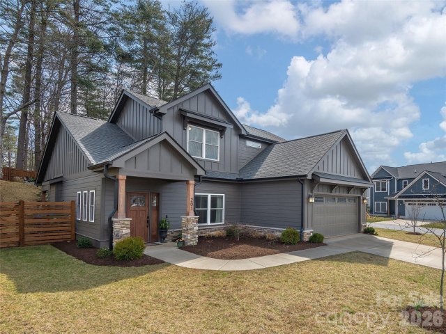 201 Weybridge Drive sold home in Ellis Place, Arden, NC