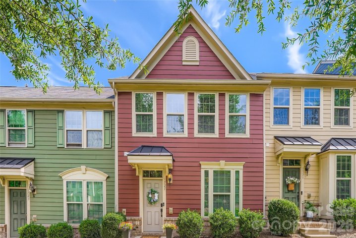 1727 Evergreen Drive sold home in Bryant Park, Charlotte, NC