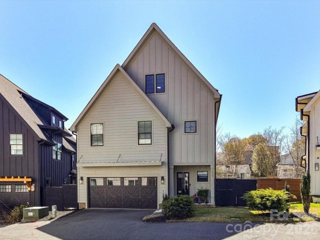 1507 Landis Avenue active home in Midwood, Charlotte, NC