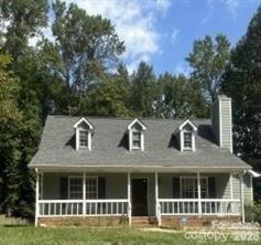 6414 Rockshire Drive pending home in Hickory Ridge, Charlotte, NC