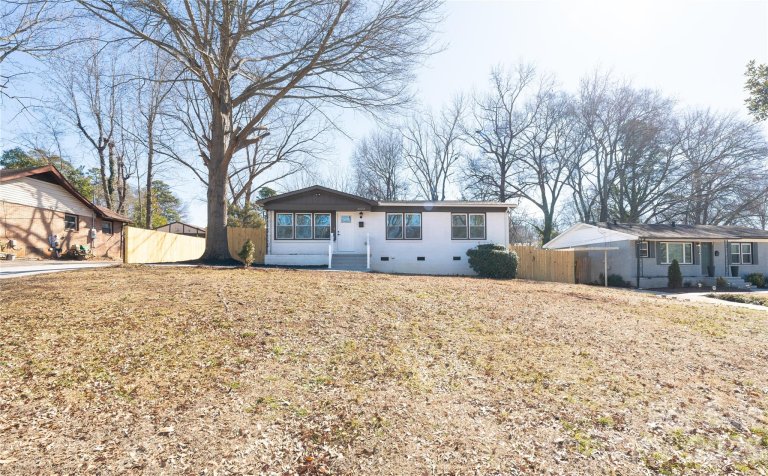 3623 Sargeant Drive sold home in Rollingwood, Charlotte, NC