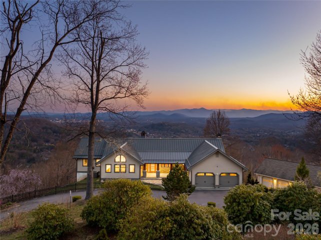 525 Elk Mountain Scenic Highway sold home in Beaverdam, Asheville, NC