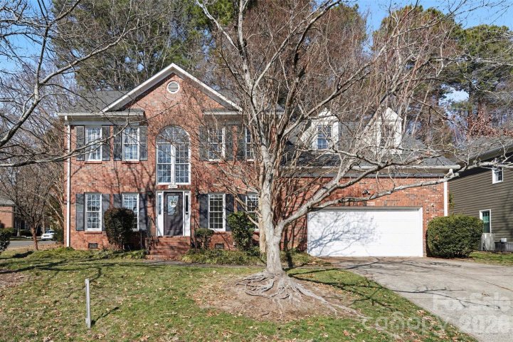 6401 Morningsong Lane active home in Highland Creek, Charlotte, NC