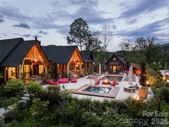 Homes in Clearview, Fairview