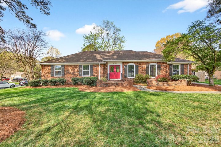 10932 Blue Heron Drive sold home in Falconbridge, Charlotte, NC